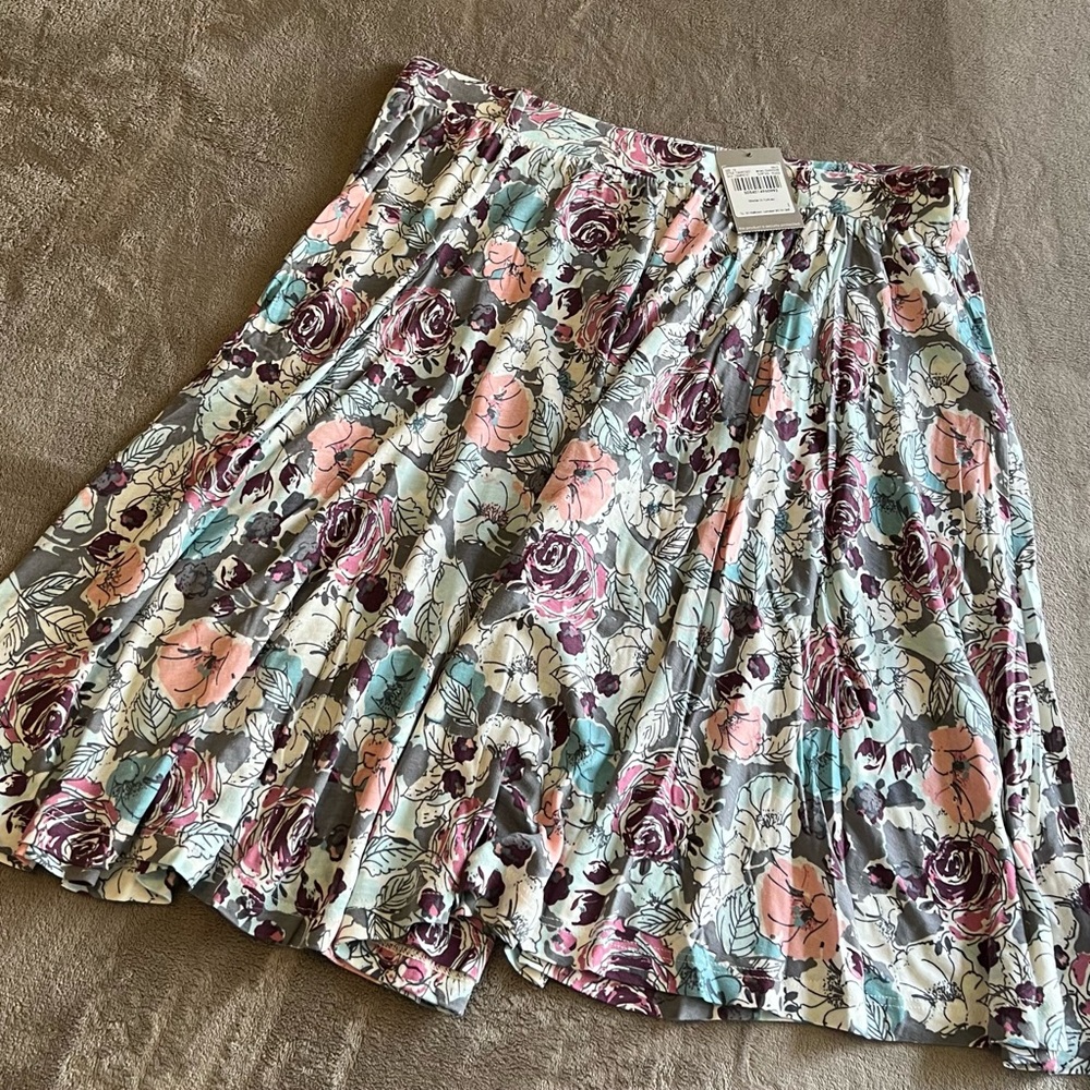 floral skirt